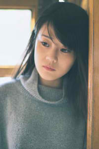 男主从小哄骗女主含H